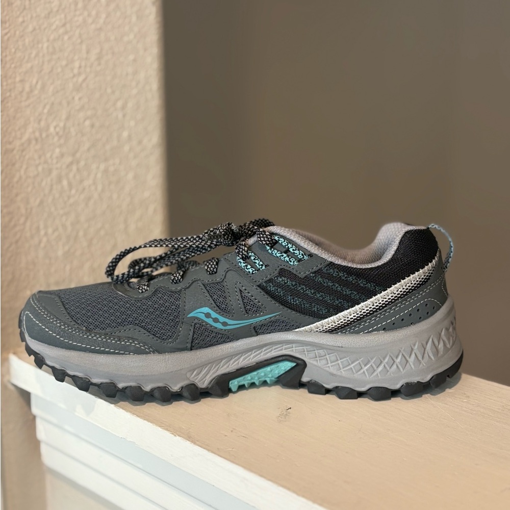 Saucony Women's Excursion TR14 Sneaker Sz 7 Gray Trail Running Shoe (S10584-3) - Picture 3 of 9